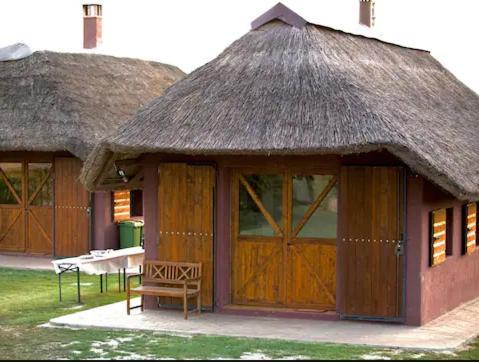 Agriturismo Bassara Le Capanne Argenta Exterior foto